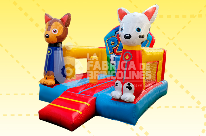 Brincolin patrulla_chihuahua